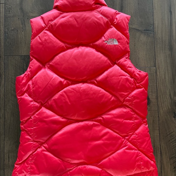Women’s size medium TheNorthFace vest - Picture 2 of 5